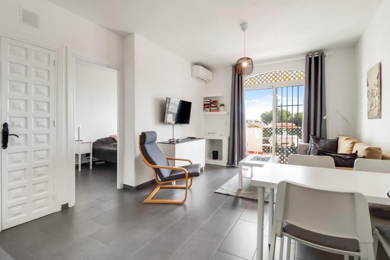 1 Bedroom In Verano Azul, Free Wi-Fi Нерха Экстерьер фото