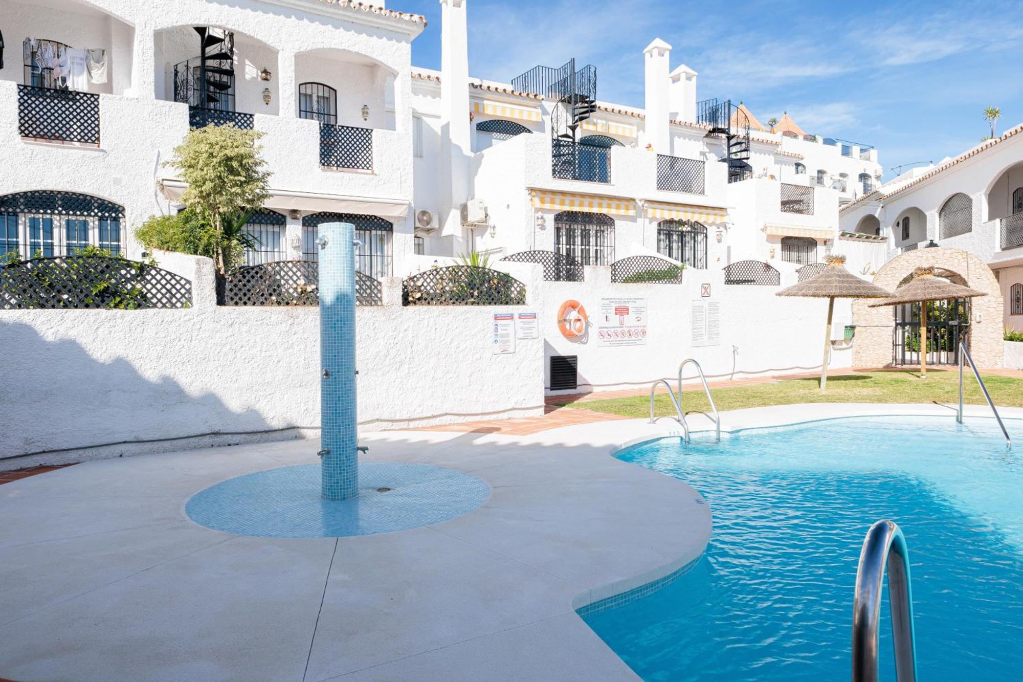 1 Bedroom In Verano Azul, Free Wi-Fi Нерха Экстерьер фото