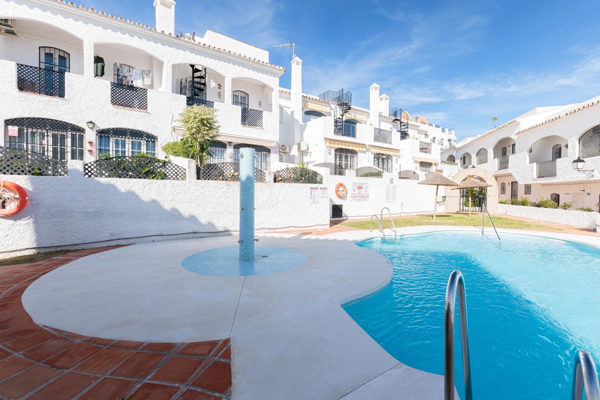 1 Bedroom In Verano Azul, Free Wi-Fi Нерха Экстерьер фото